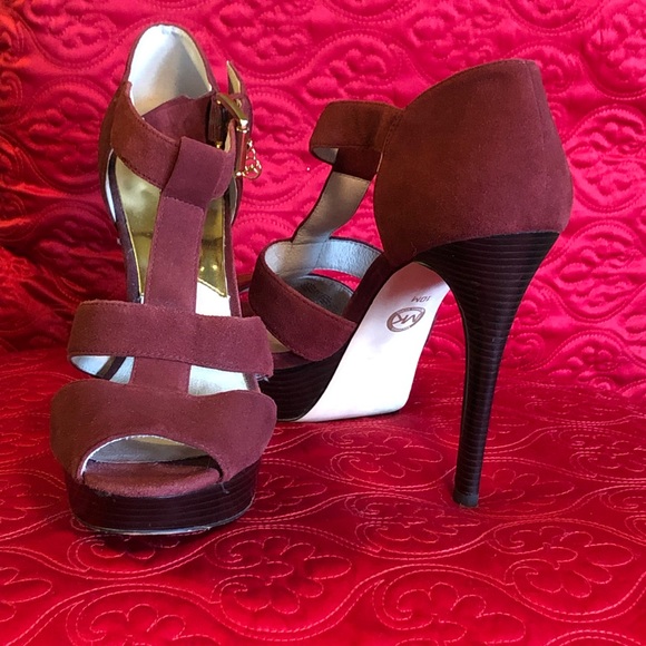 Michael Kors Maroon Suede Platform Heels-Pre❤️’d - Picture 5 of 7